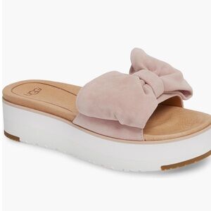 🩴SALE “UGG” Pink Velvet Flatform